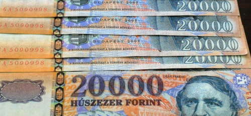 Pórul járt a nagy pénzzel